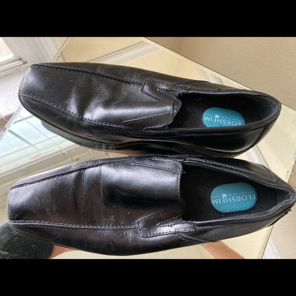 Men’s Black dress shoes by Florshein - Picture 2 of 2